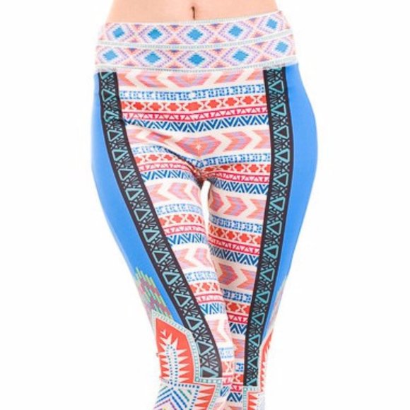 Flying Tomato Women's Capri Leggings - Picture 2 of 5